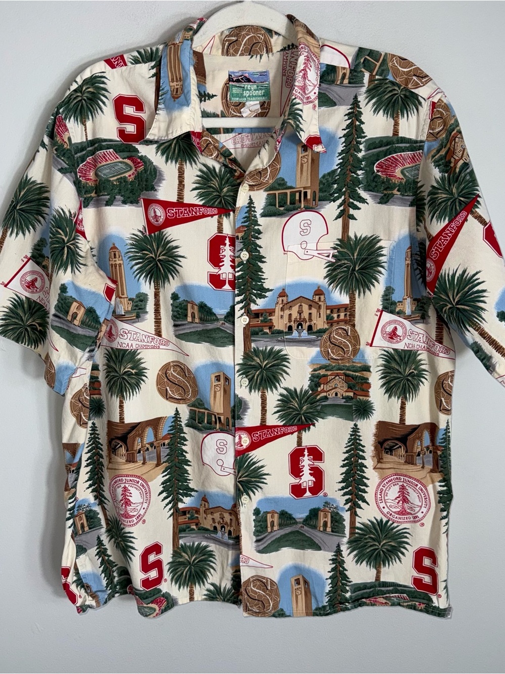 Reyn Spooner Men's Vintage Stanford NCAA Champions Hawaiian Shirt-Cotton-Large